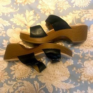 Dansko Sophia Sandal EUC size 40